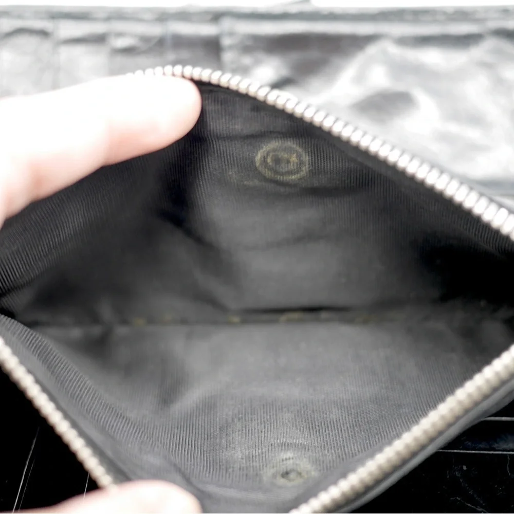 🍓MIUMIU Distressed Wallet